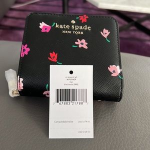 NWT kate spade Staci Small Zip Around Wallet